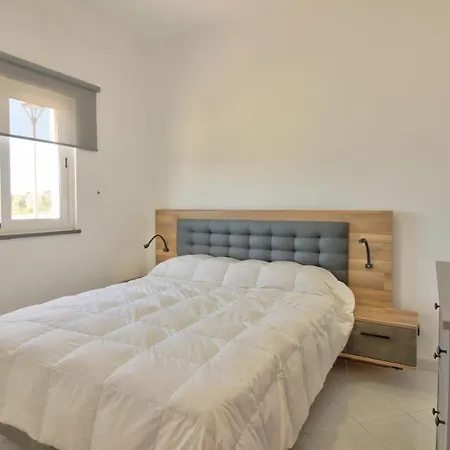 Charming 4-bed In *