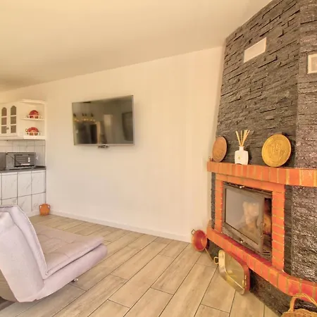 Charming 4-bed In Villa *